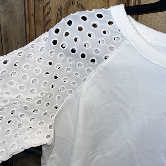 GAP Vintage Soft Eyelet Sleeve Sweatshirt - Picture 5 of 10